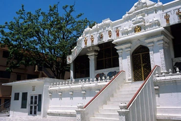 temples to visit in Rishikesh
