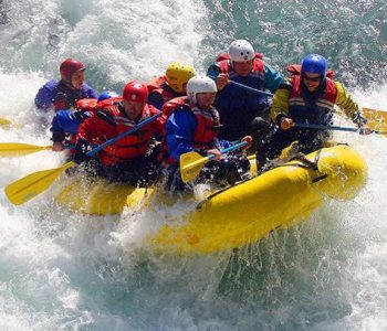 white water rafting in rishikesh